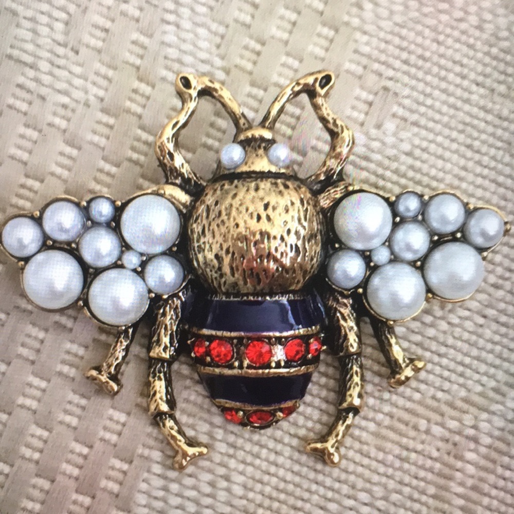 Brooch